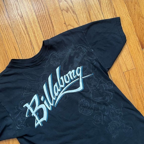 Insane Billabong Graphic Tee - Picture 1 of 4